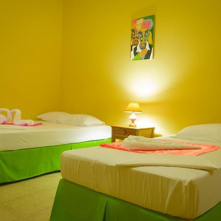 Hostal Fachente León Extérieur photo