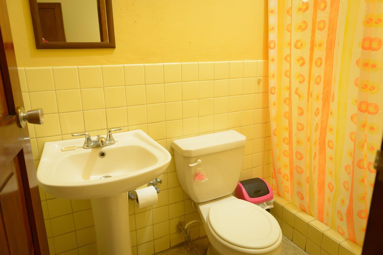 Hostal Fachente León Extérieur photo