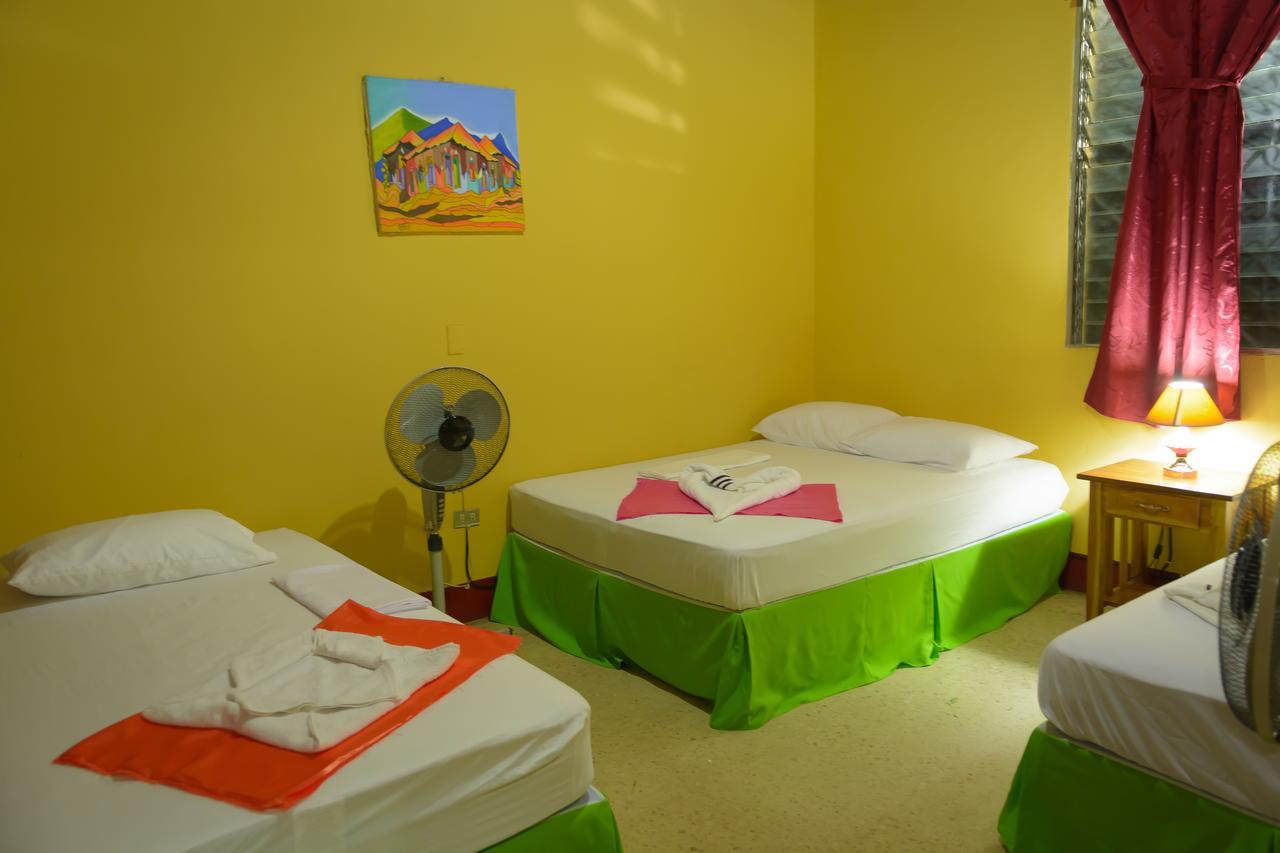 Hostal Fachente León Extérieur photo
