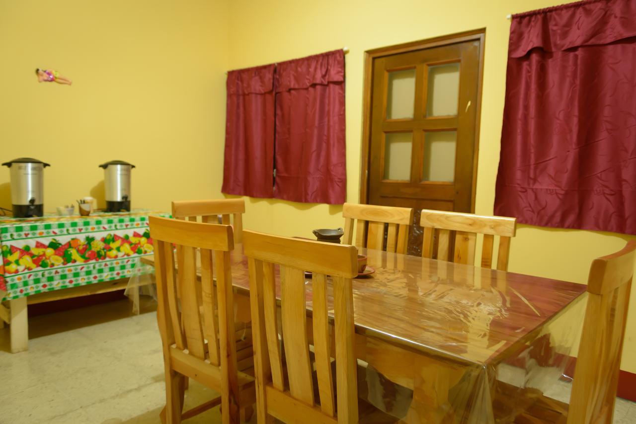Hostal Fachente León Extérieur photo