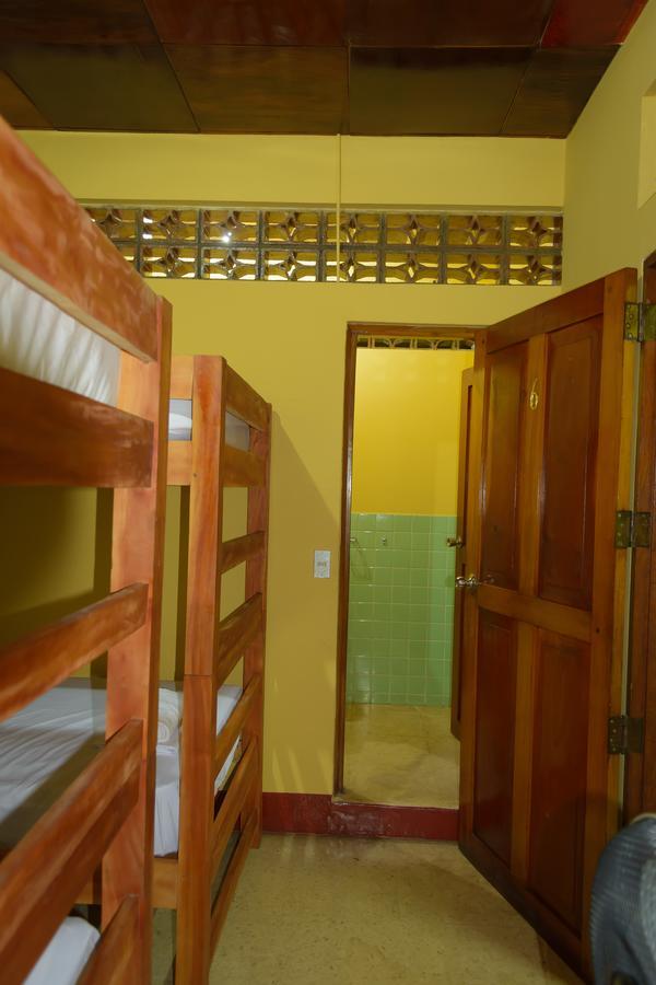 Hostal Fachente León Extérieur photo